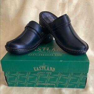 Eastland Black Loafers Slip-Ons Comfortable